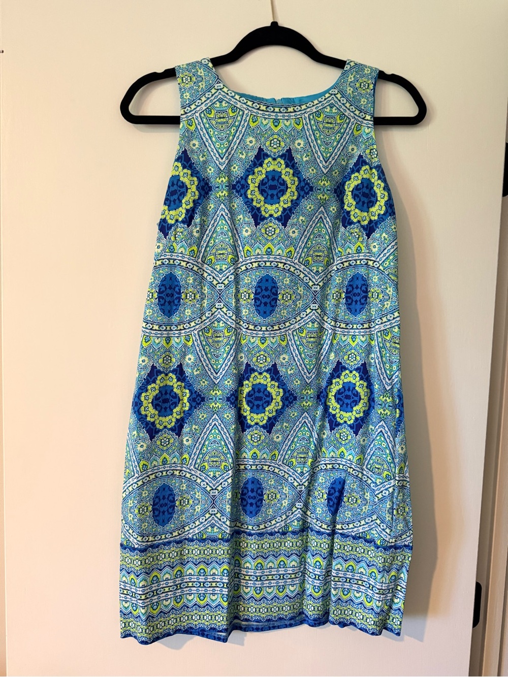 London Times Blue & Green Geometric Medallion Shift Dress